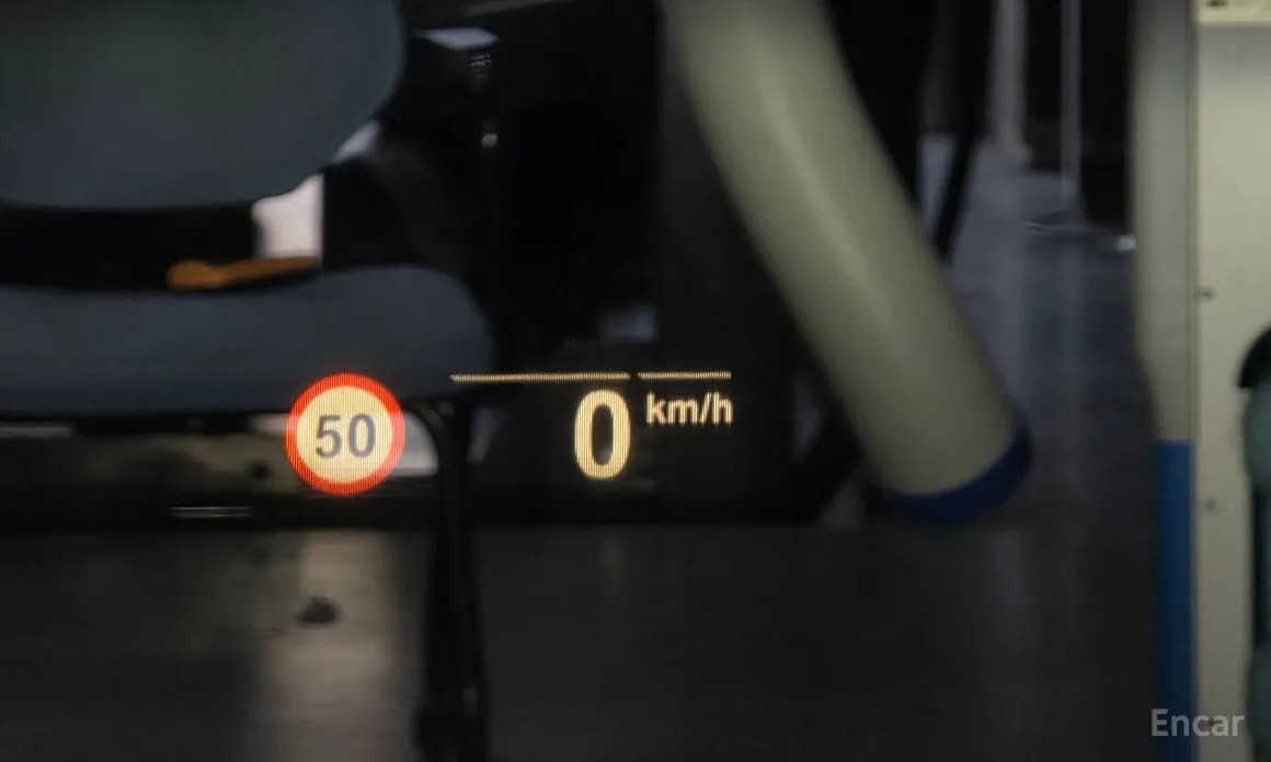 Фото 18 - BMW 7 Series