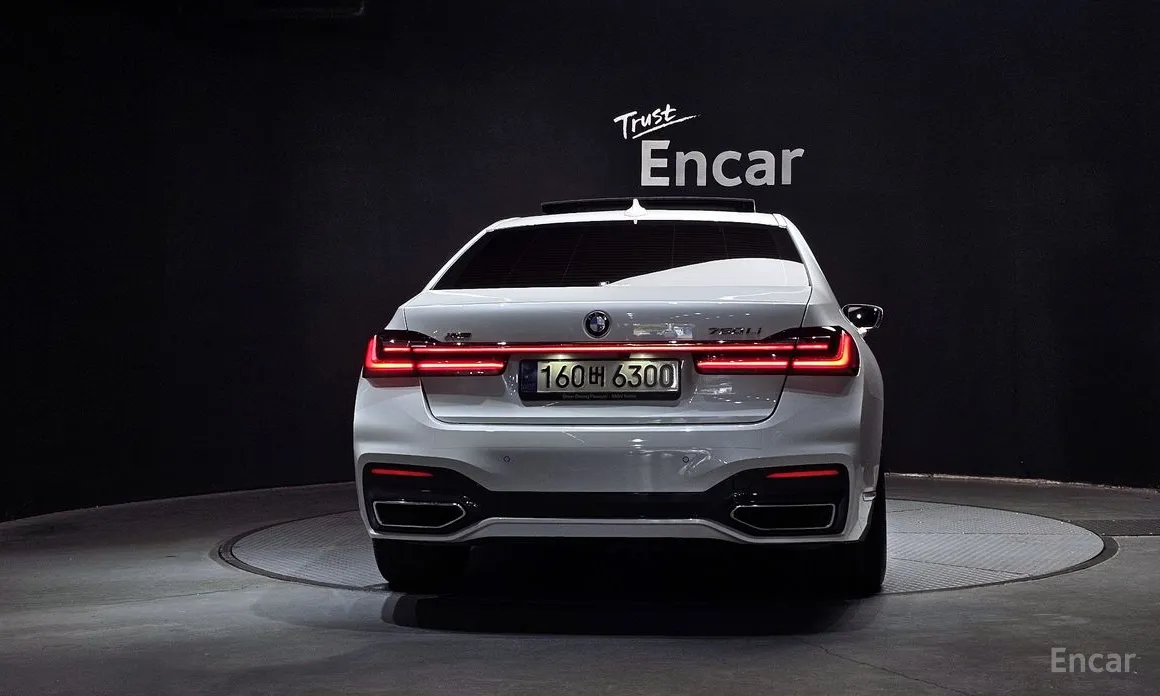 Фото 4 - BMW 7 Series