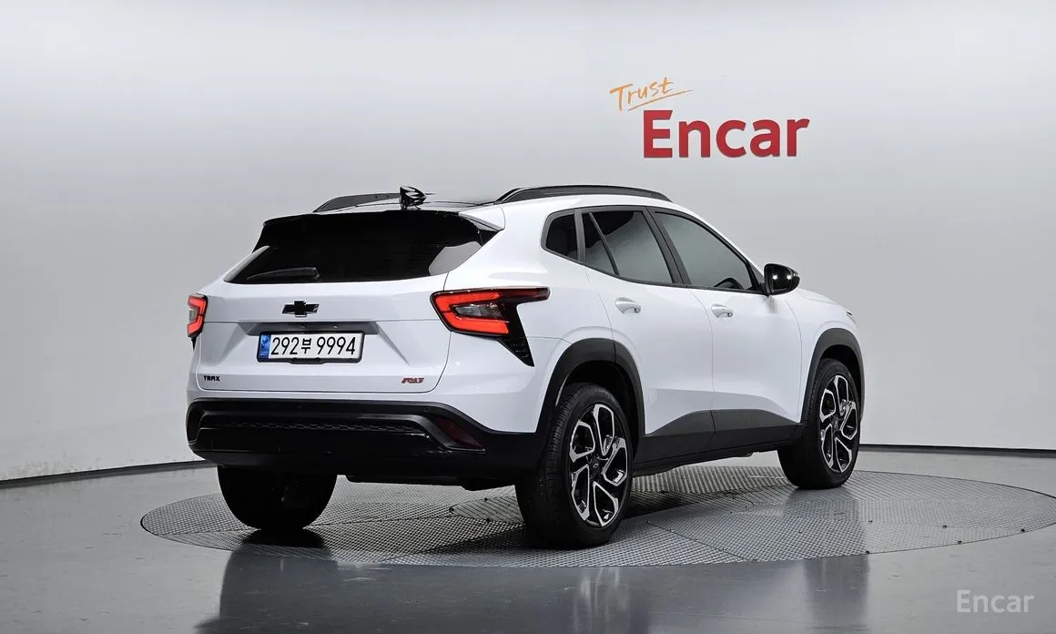 Фото 2 - Chevrolet Trax