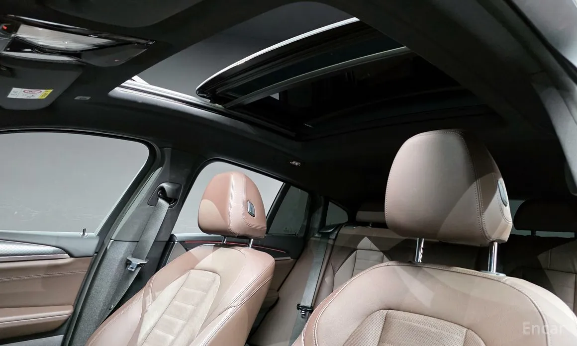 Фото 19 - BMW X4