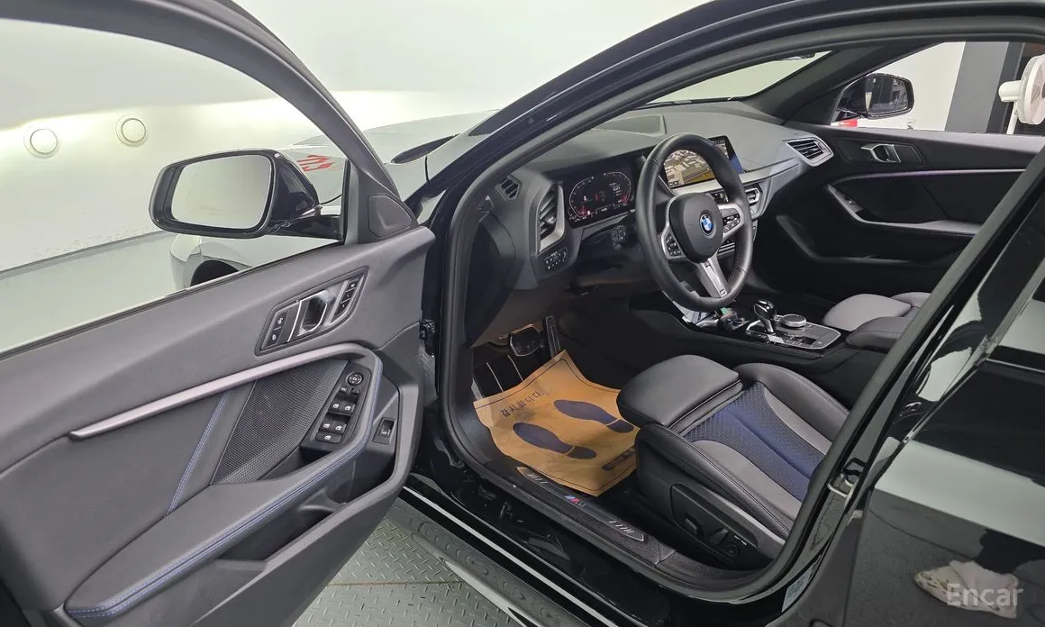 Фото 11 - BMW 1 Series