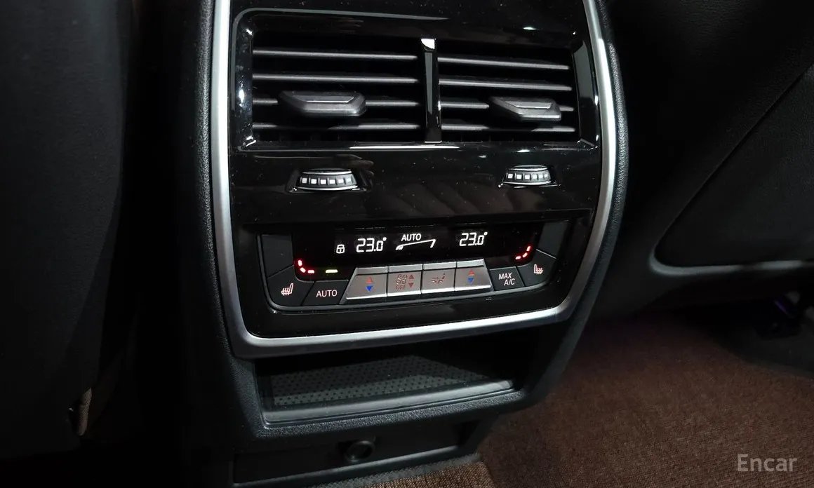 Фото 19 - BMW X5