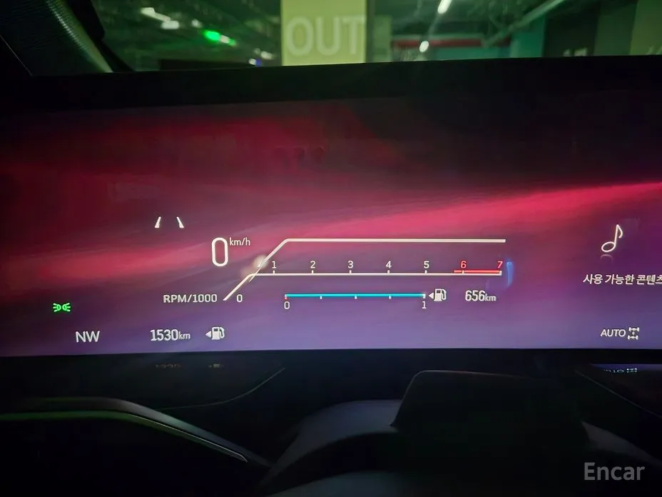 Фото 16 - Cadillac Escalade