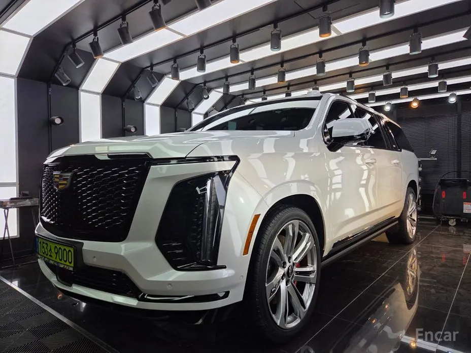 Фото 7 - Cadillac Escalade