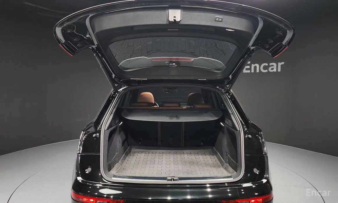 Фото 20 - Audi Q5