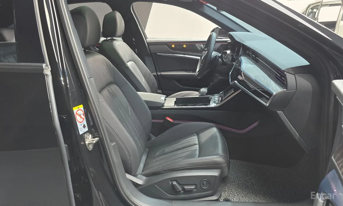 Фото 10 - Audi A6