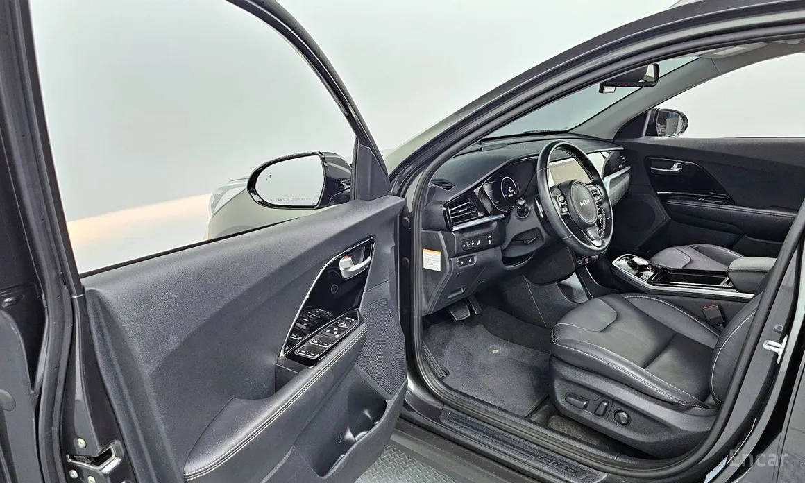 Фото 10 - Kia Niro