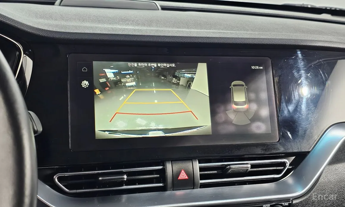 Фото 17 - Kia Niro