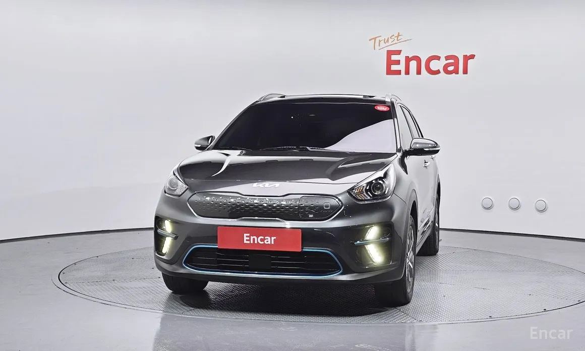 Фото 3 - Kia Niro