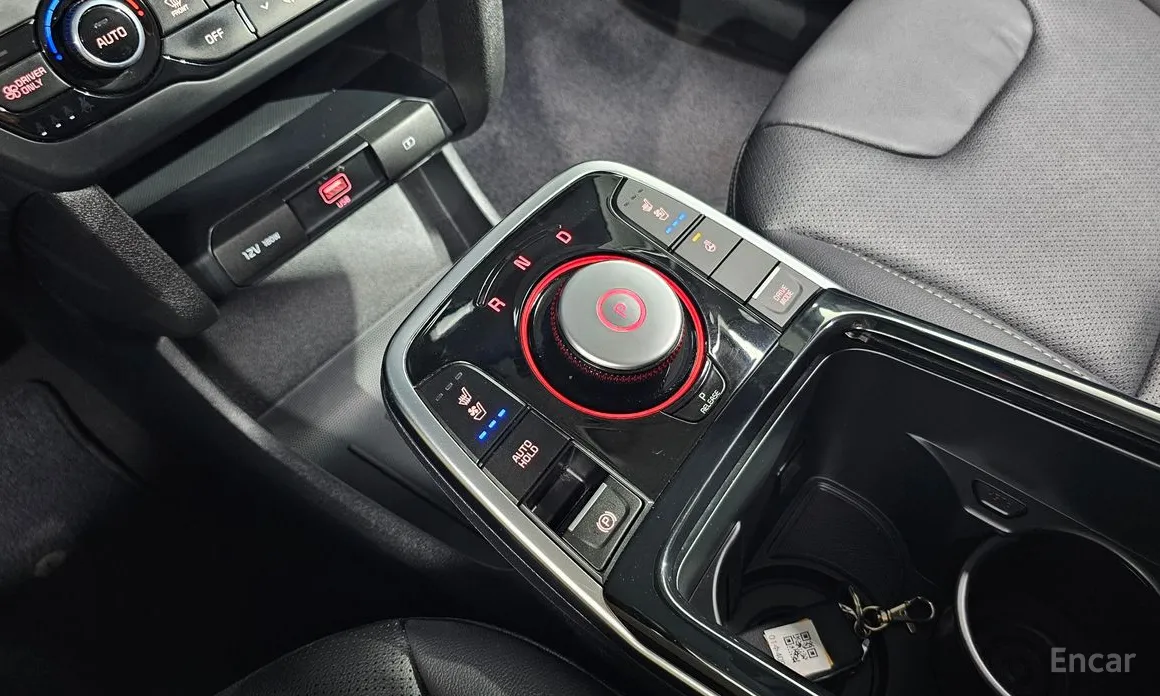 Фото 9 - Kia Niro