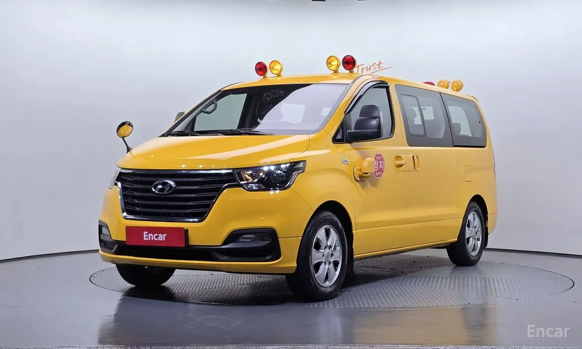 Фото 1 - Hyundai Starex