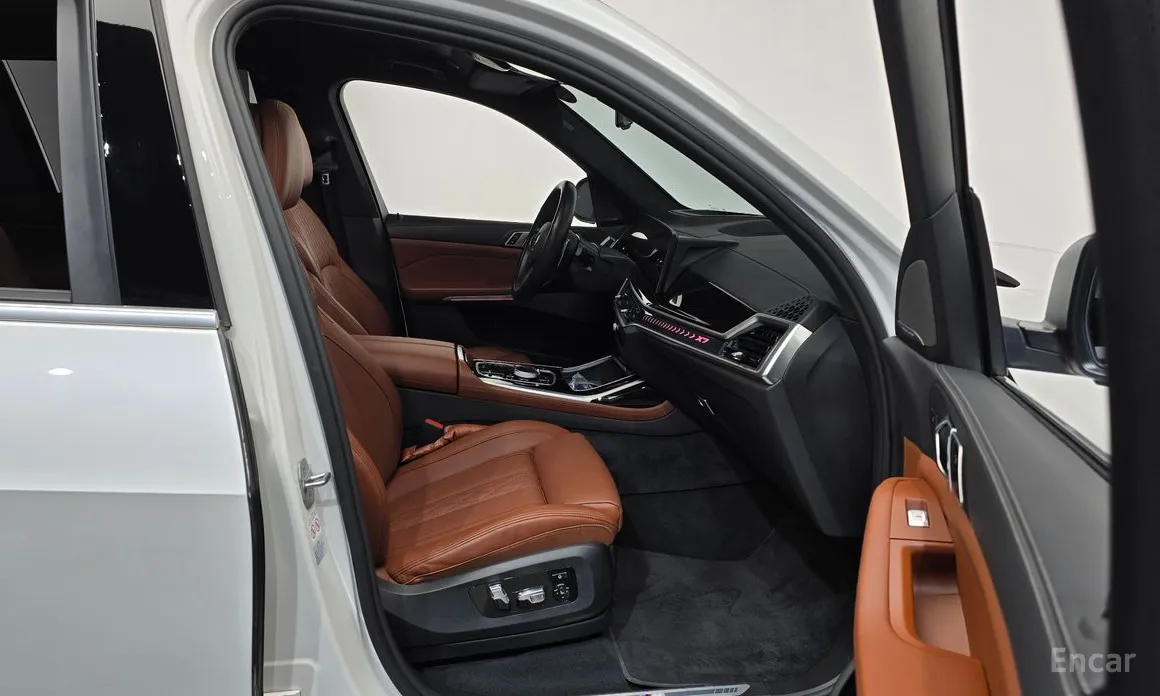 Фото 11 - BMW X7