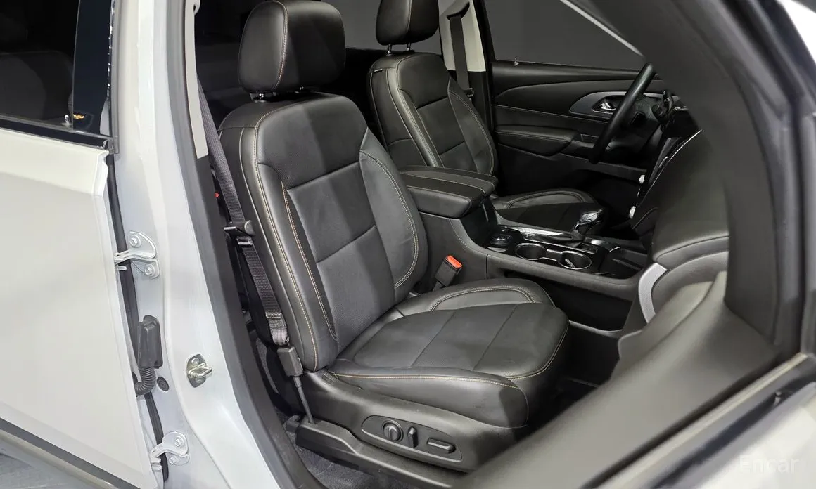 Фото 12 - Chevrolet Traverse