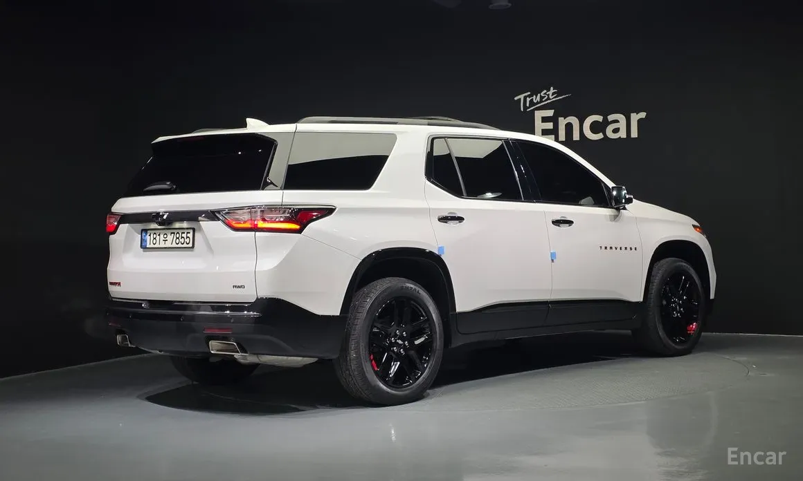 Фото 2 - Chevrolet Traverse