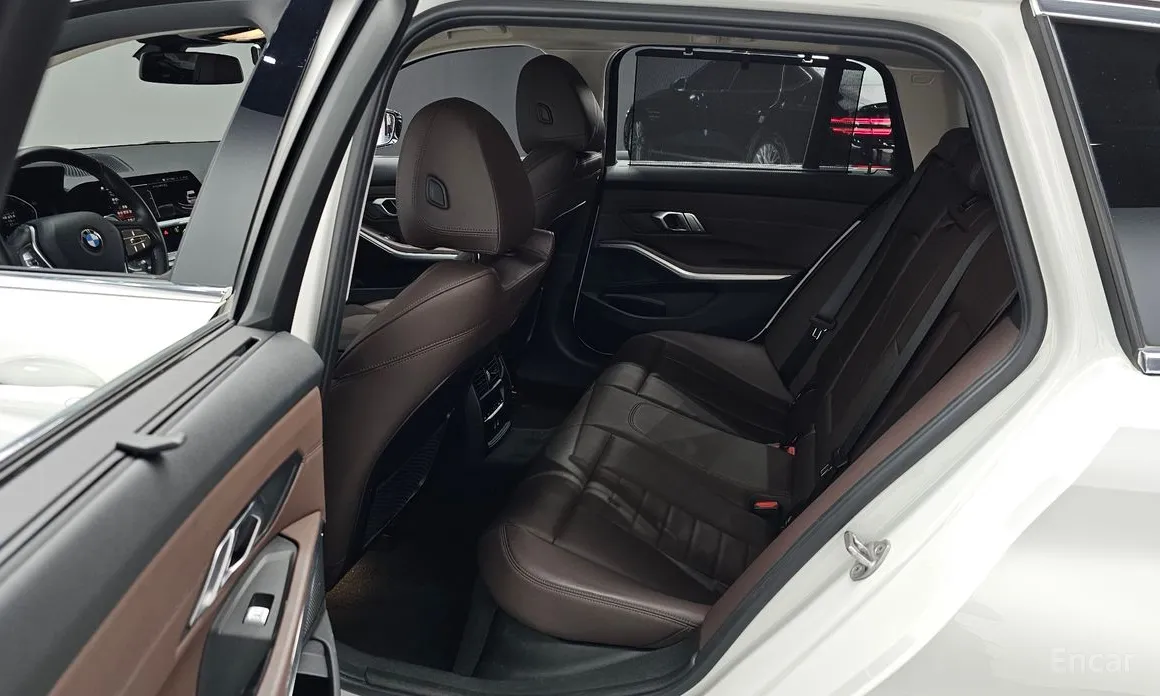 Фото 11 - BMW 3 Series