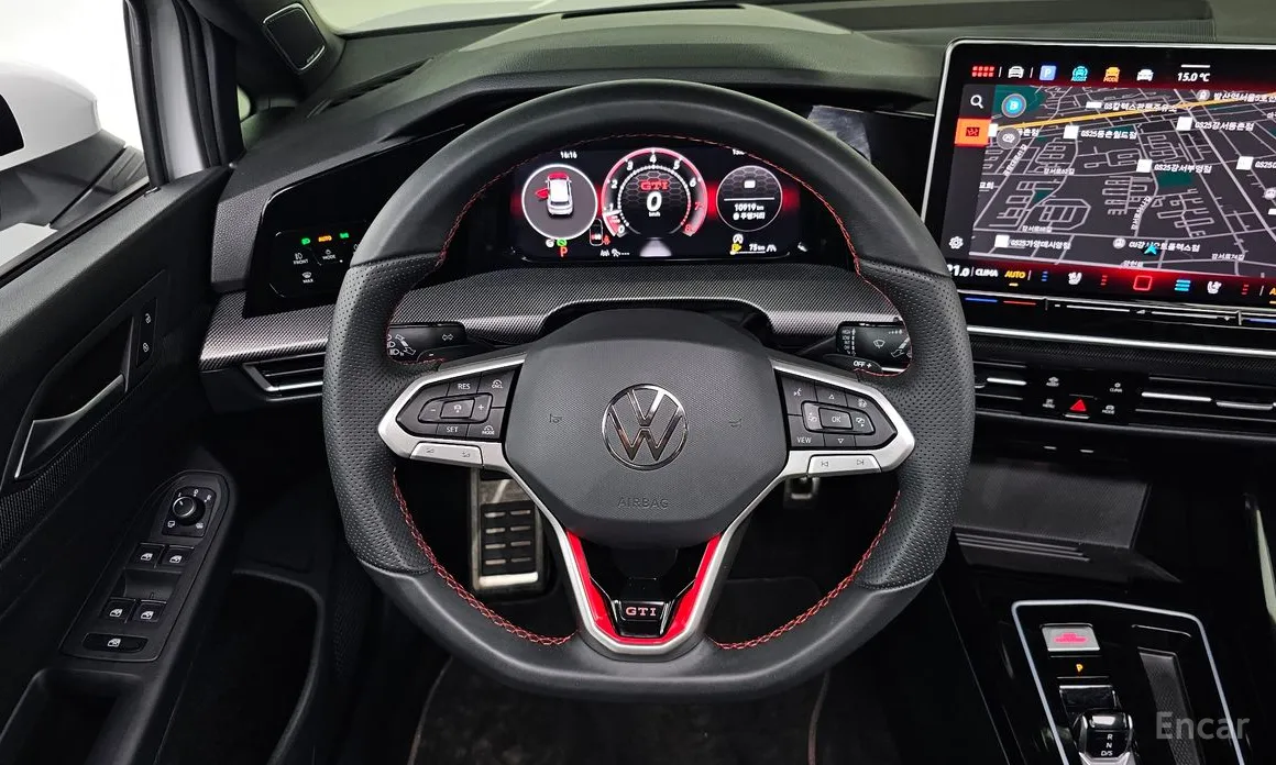 Фото 13 - Volkswagen Golf