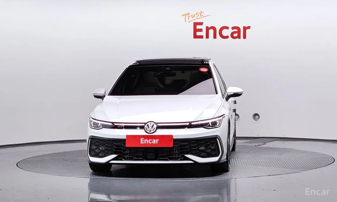 Фото 3 - Volkswagen Golf