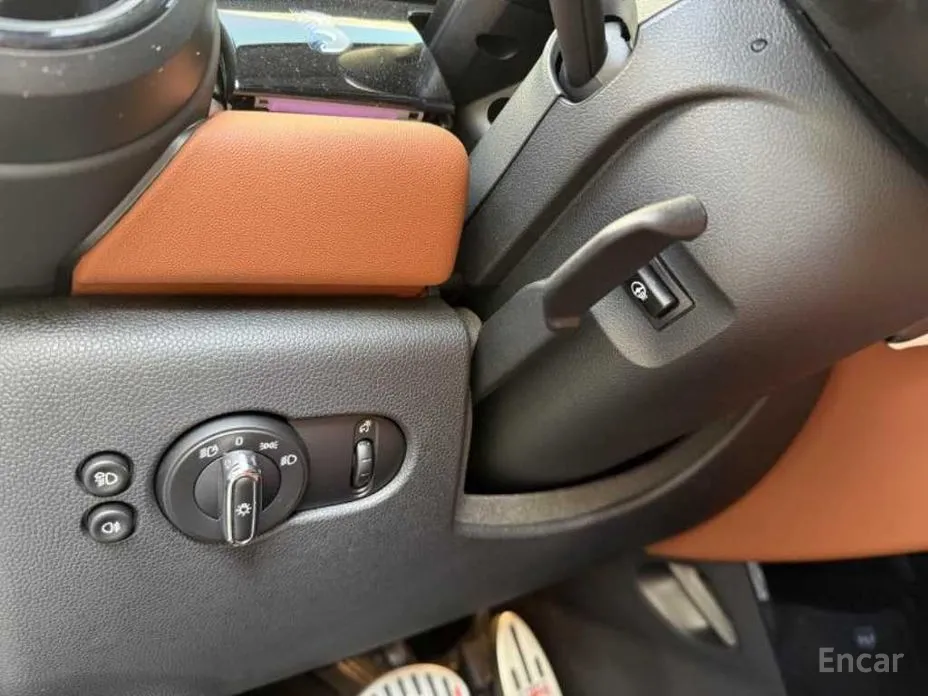 Фото 10 - Mini Cooper