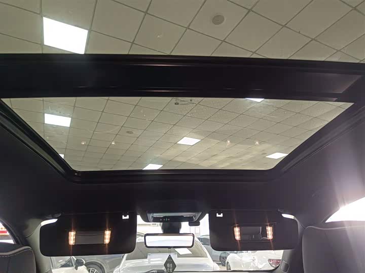 Фото 18 - Buick Enclave