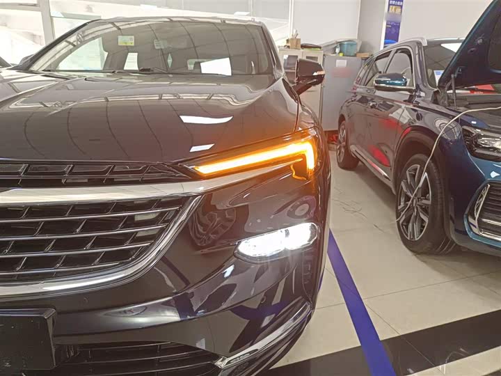 Фото 24 - Buick Enclave