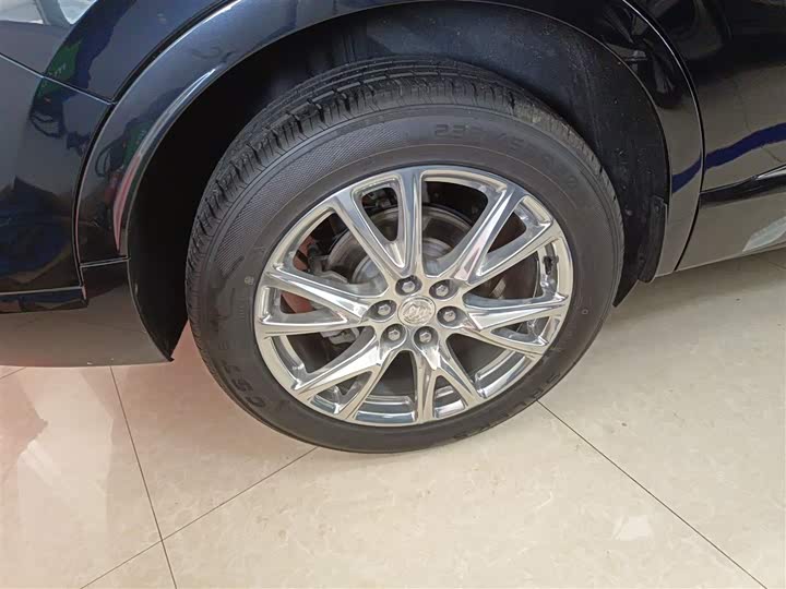 Фото 26 - Buick Enclave