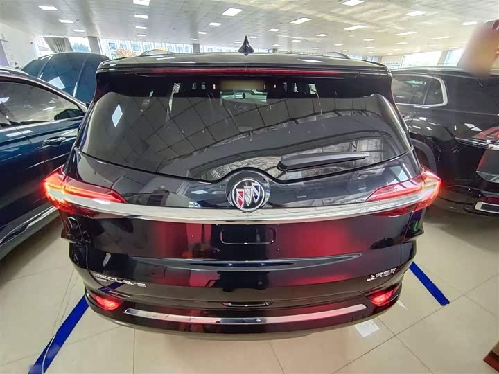 Фото 6 - Buick Enclave