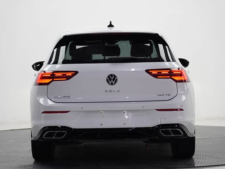 Фото 4 - Volkswagen Golf