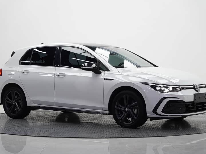 Фото 6 - Volkswagen Golf