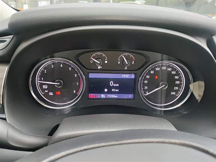 Фото 12 - Buick LaCrosse