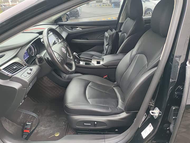 Фото 15 - Buick LaCrosse