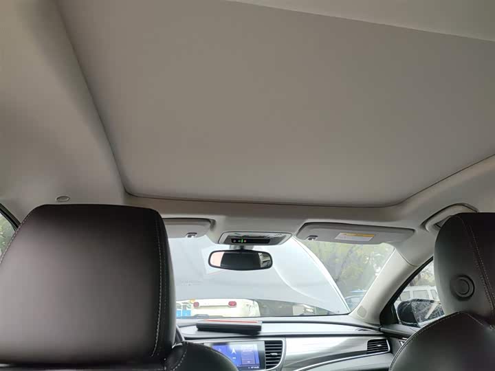 Фото 18 - Buick LaCrosse