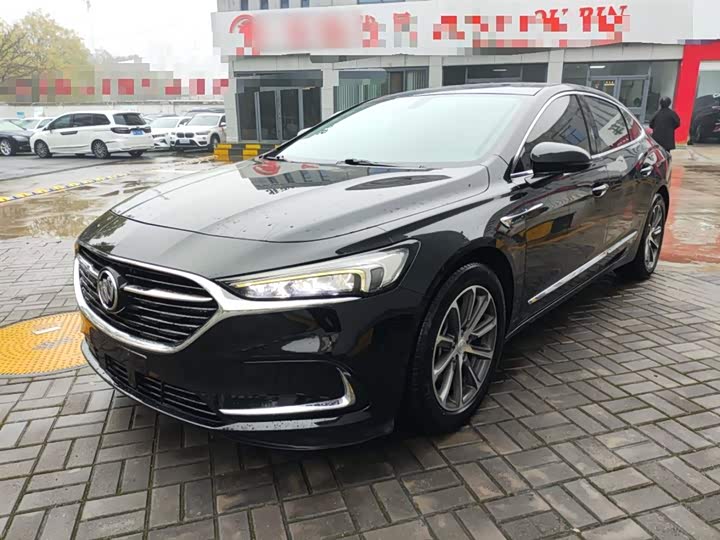 Фото 2 - Buick LaCrosse