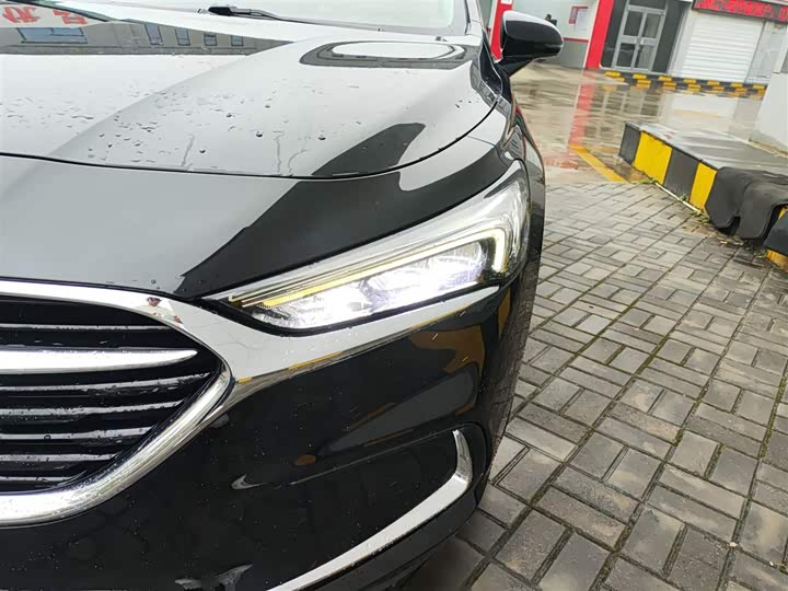 Фото 24 - Buick LaCrosse