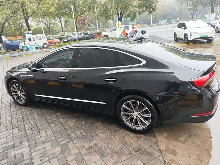 Фото 5 - Buick LaCrosse