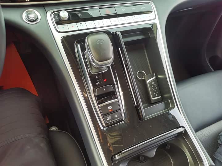 Фото 14 - GAC Trumpchi M8