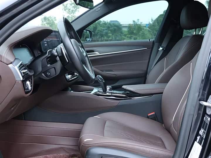 Фото 4 - BMW 5 Series