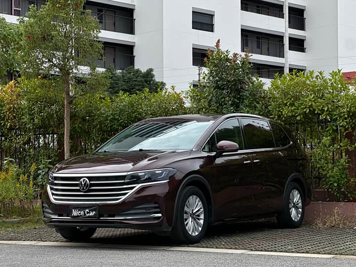 Фото 1 - Volkswagen Viloran