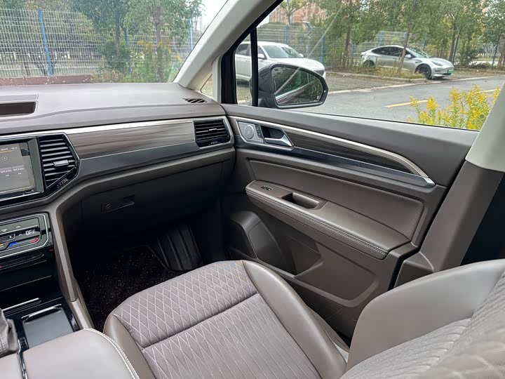 Фото 15 - Volkswagen Viloran