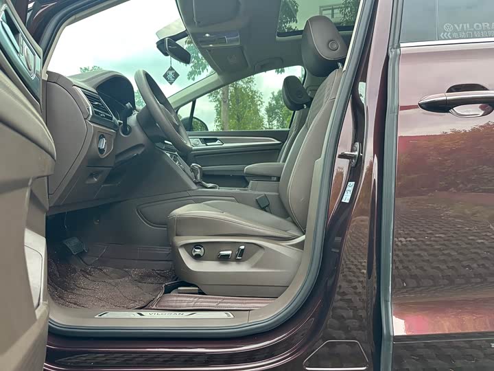 Фото 8 - Volkswagen Viloran