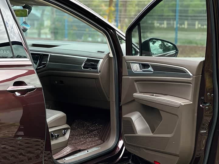 Фото 9 - Volkswagen Viloran