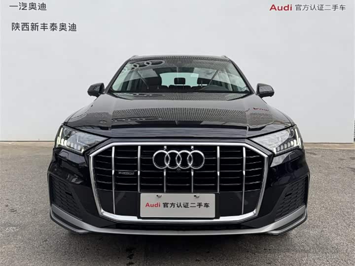 Фото 6 - Audi Q7