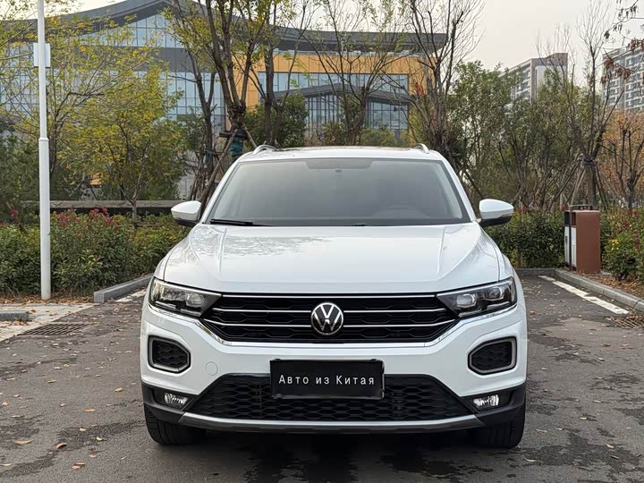 Фото 2 - Volkswagen T-Roc