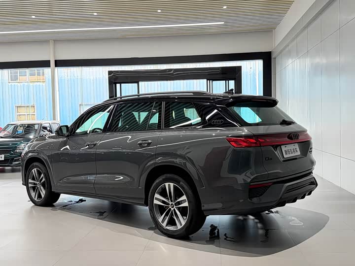 Фото 5 - Audi Q6