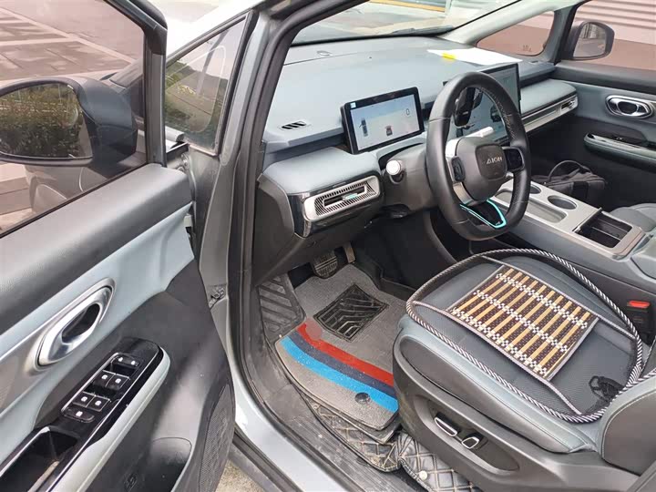 Фото 15 - GAC Aion Y