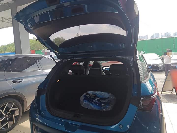 Фото 19 - BYD Dolphin