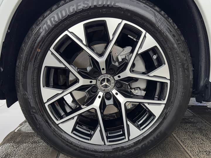 Фото 10 - Mercedes-Benz GLC-Class