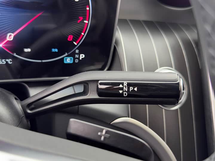 Фото 14 - Mercedes-Benz GLC-Class