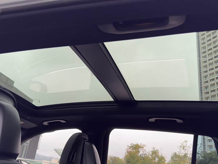 Фото 22 - Mercedes-Benz GLC-Class