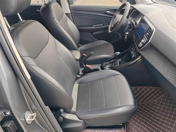 Фото 14 - Jetta VS5