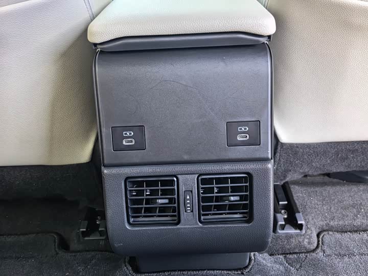 Фото 20 - Toyota bZ4X